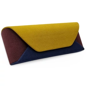 Szemüvegtok 202 C <p>155x65x50 mm</p> Mágneszáras